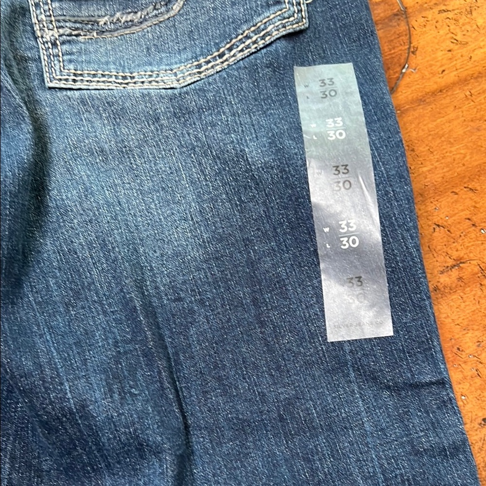 Silver Jeans - Picture 9 of 10
